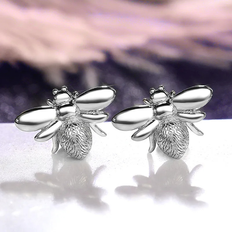 boucle d'oreilles abeilles Clous abeille en métal - modèle argent