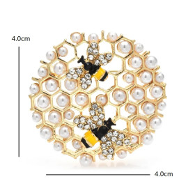dimensions  Broche ronde nid d'abeille en perles