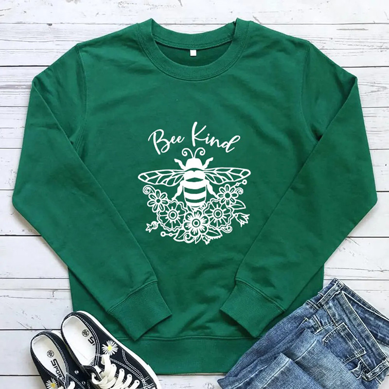 Sweatshirt Bee Kind abeille arty - modèle vert